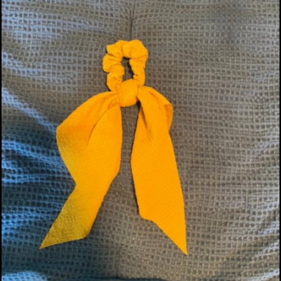 6 pc Scrunchie Set - Picture 5 of 7